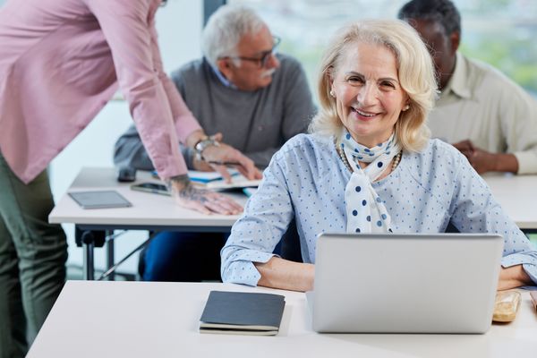 Mentor Senior: asesorías de los adultos mayores al alcance de las empresas